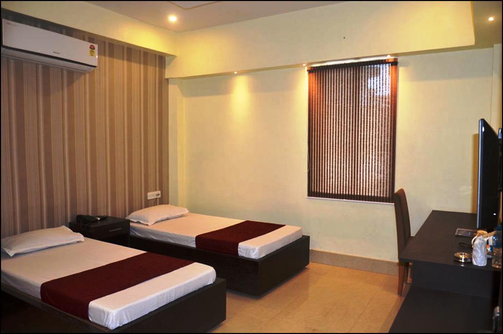 Hotel Pritika Durgāpur Exterior foto